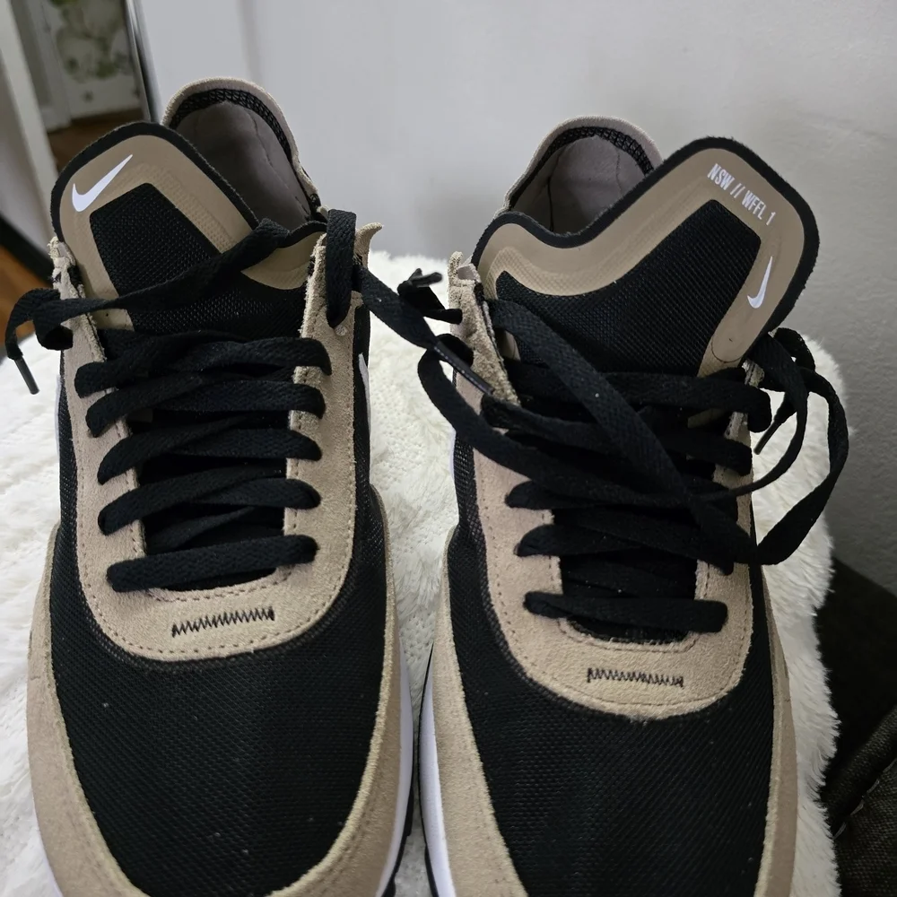 Nike Black and Tan Sneakers with Suede Upper